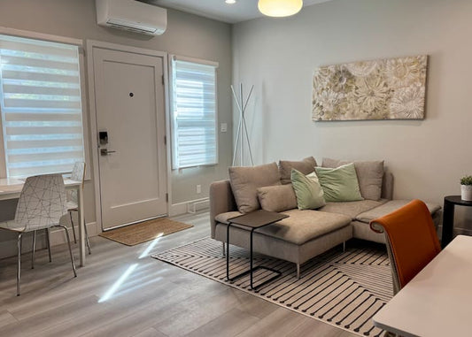 Ivory: one-bedroom Downtown Palo Alto with AC