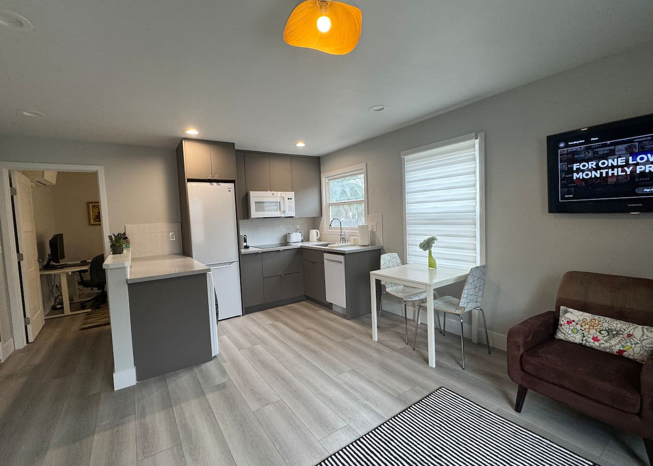 Charming modern one-bedroom in Downtown Palo Alto