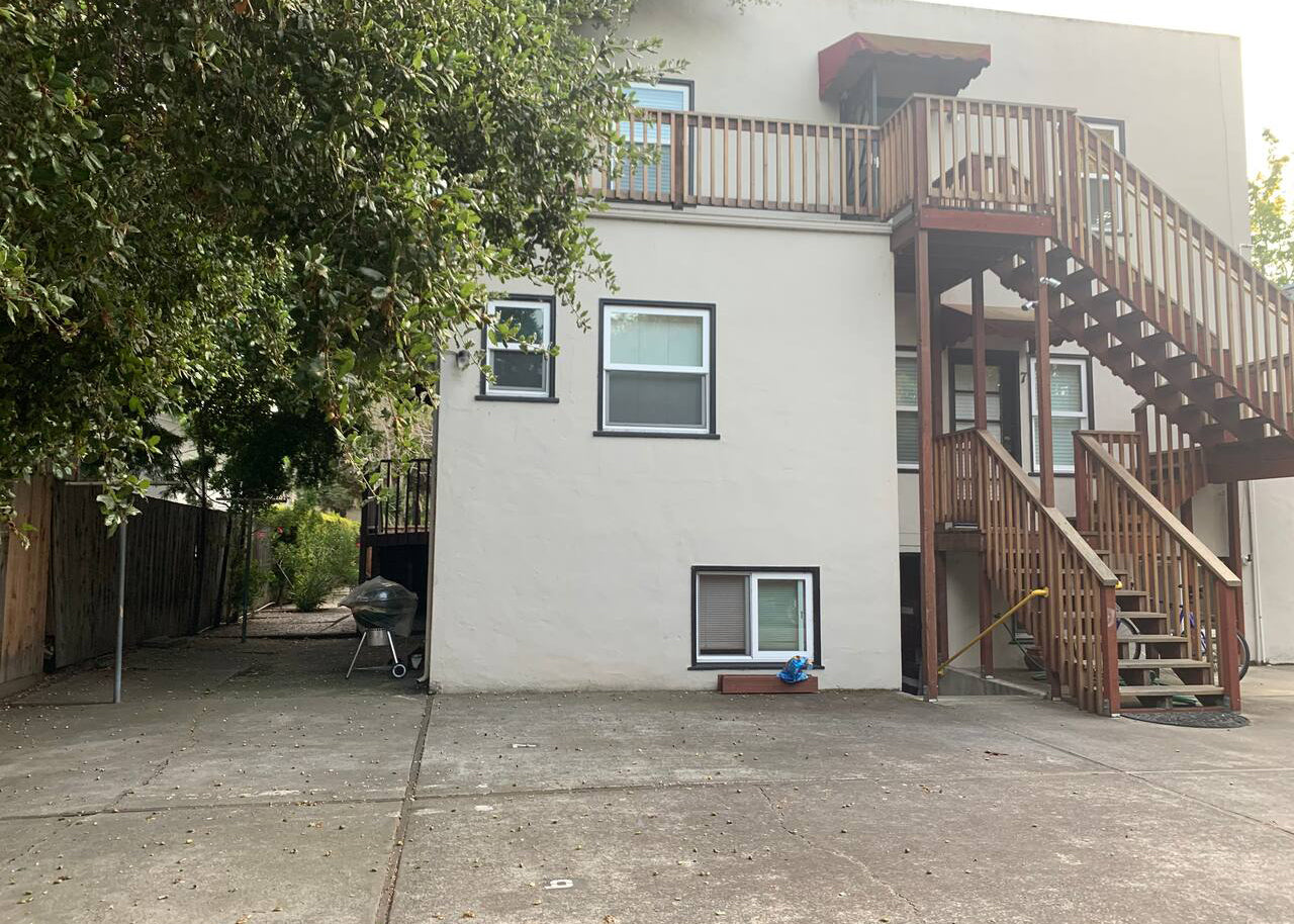 Prime downtown Palo Alto location near Stanford