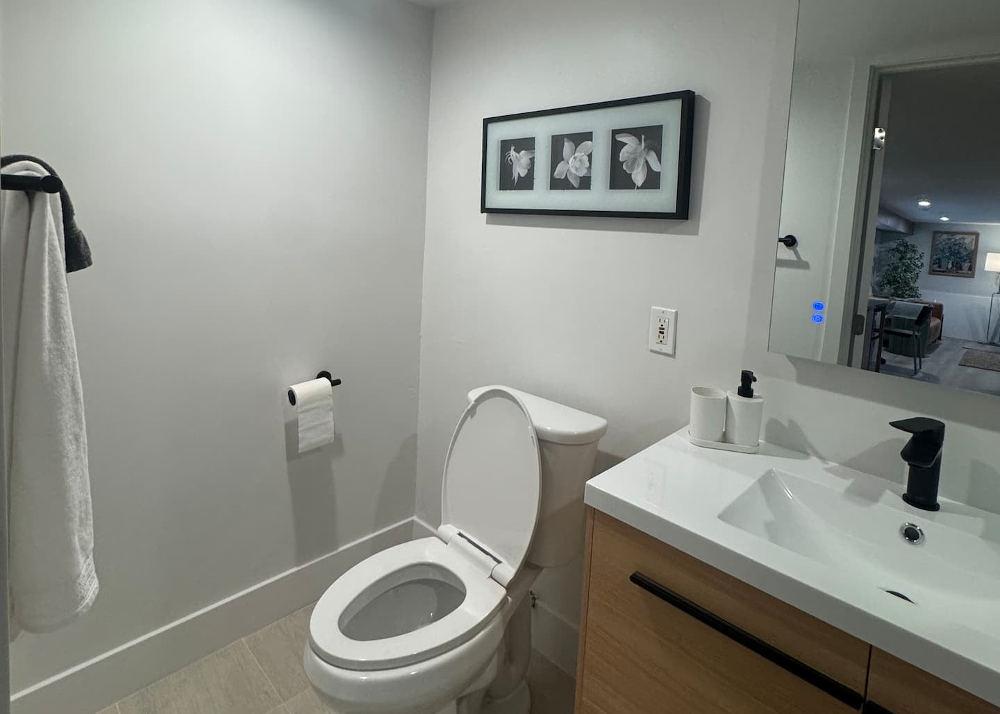 Modern Basement Studio in downtown Palo Alto