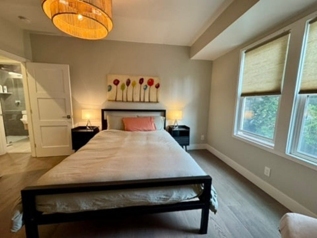 Modern 2 Bedroom 2 Bath Apartment