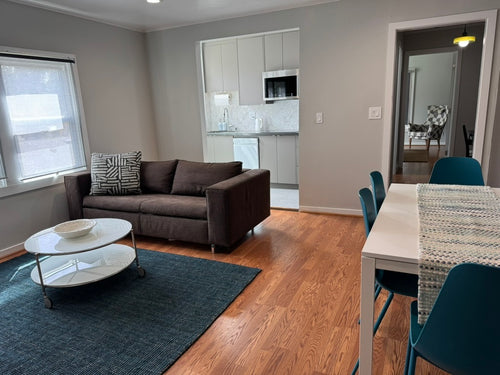 Terrific 1 Bedroom Apartment with Nook