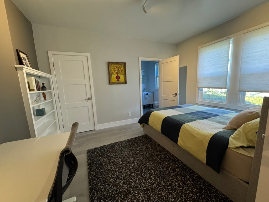 Chic 1-Bedroom 1 Bath Apartment