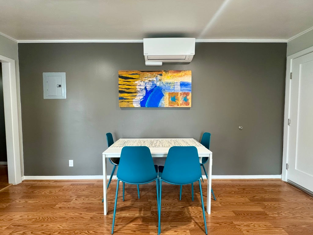 Terrific 1 Bedroom Apartment with Nook