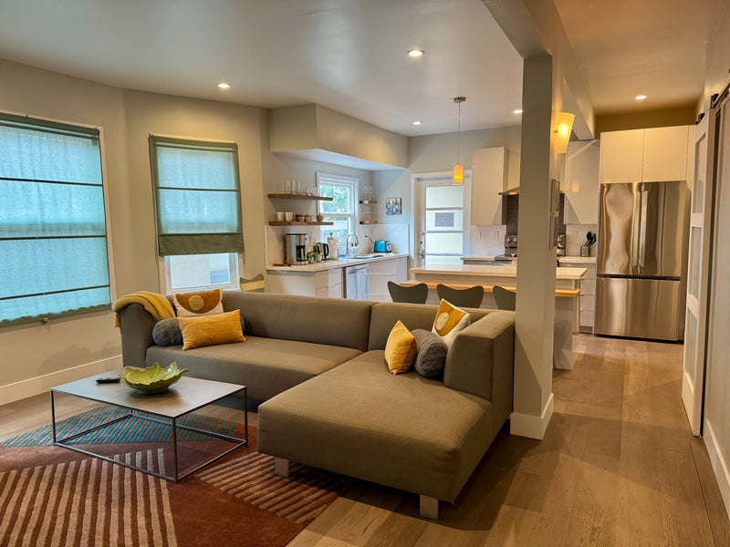 Modern 2 Bedroom 2 Bath Apartment