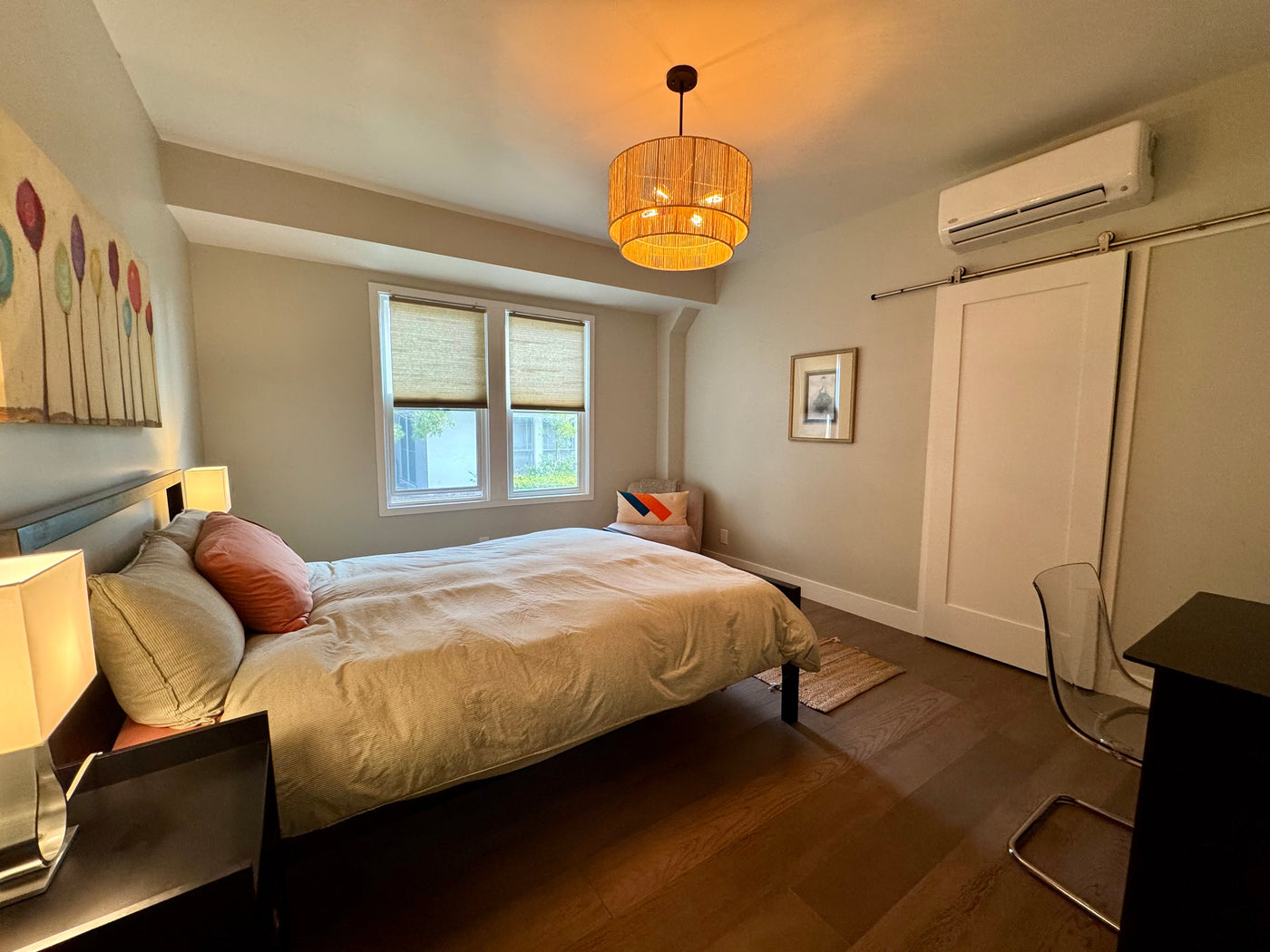 Modern 2 Bedroom 2 Bath Apartment