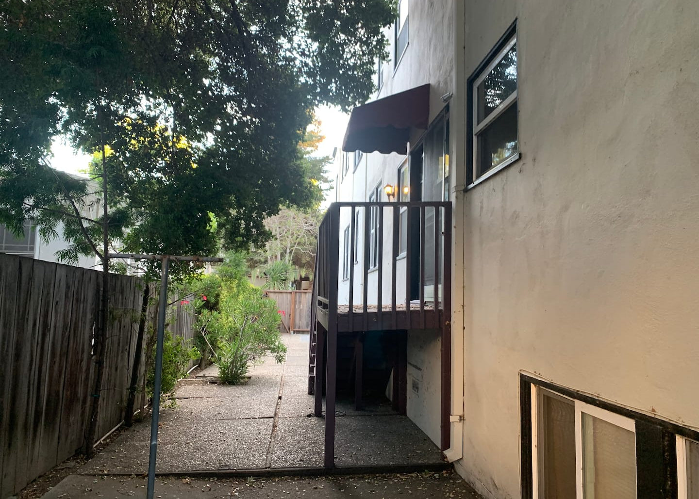 Ivory: one-bedroom Downtown Palo Alto with AC