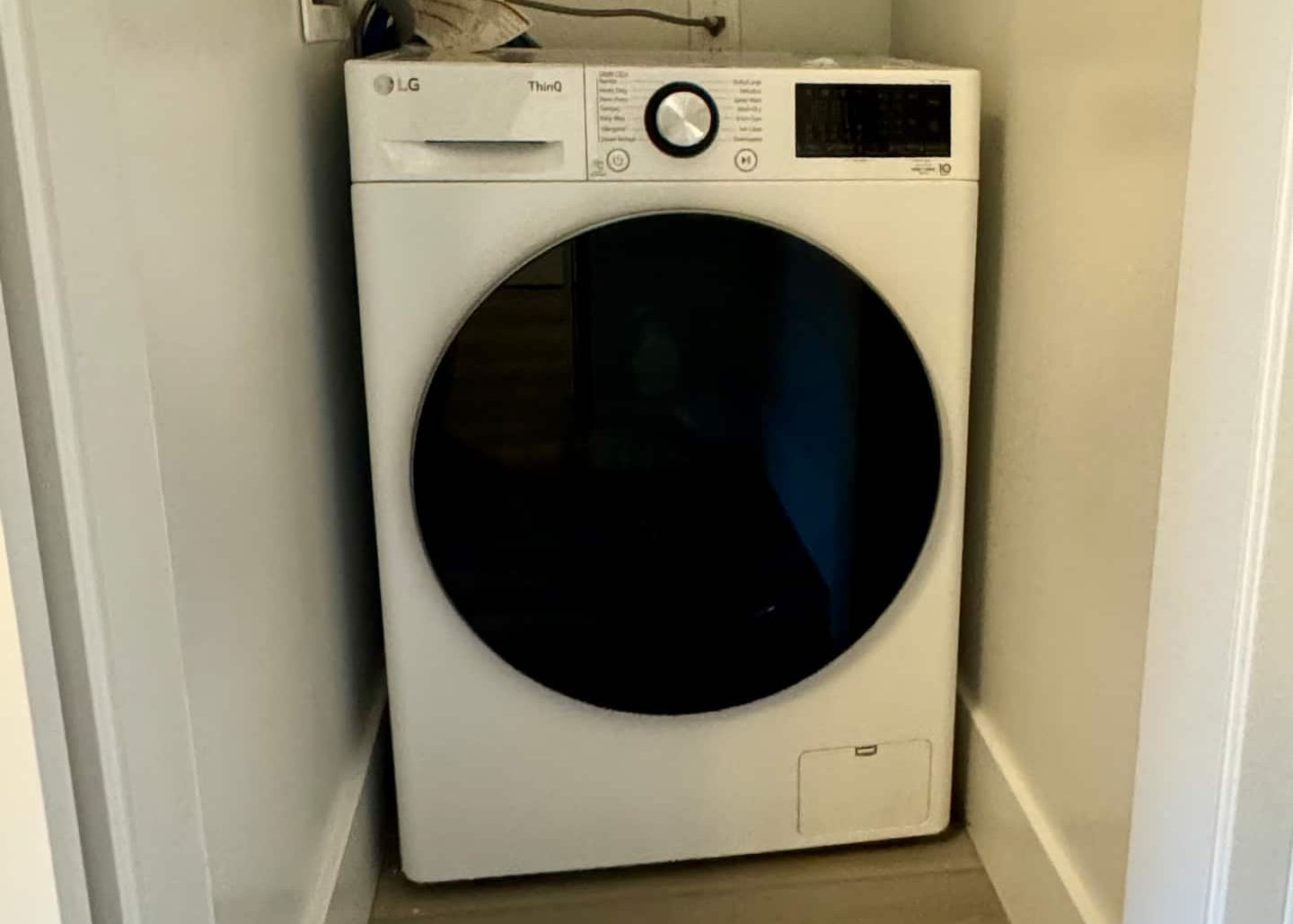 Ivory: one-bedroom Downtown Palo Alto with AC