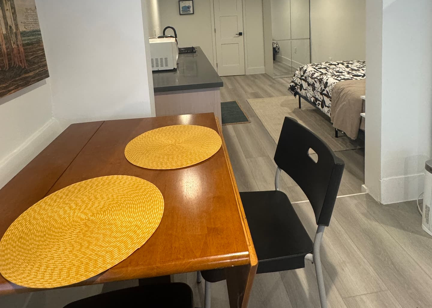 Modern Basement Studio in downtown Palo Alto