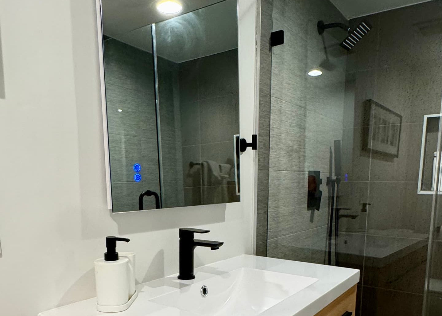Modern Basement Studio in downtown Palo Alto