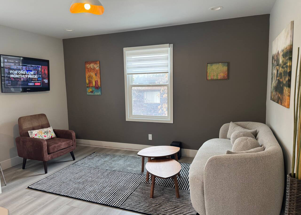 Charming modern one-bedroom in Downtown Palo Alto